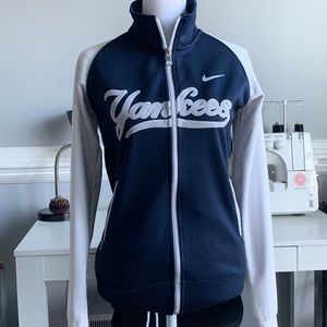 Nike Yankees Track Jacket